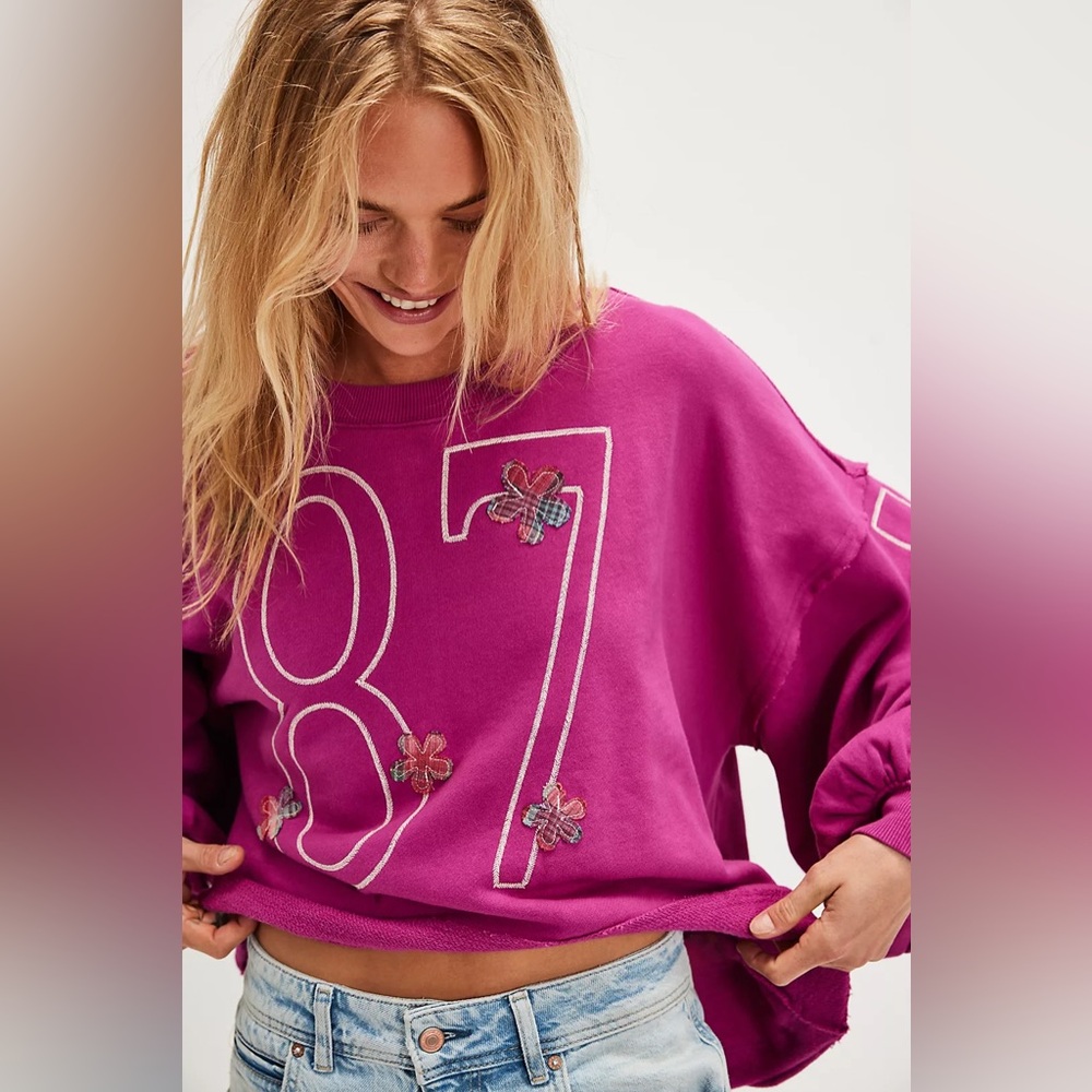 NEW Free People X Tricia Fix Chain Stitch Crewneck Floral Sweatshirt Red Berry L - Picture 2 of 3